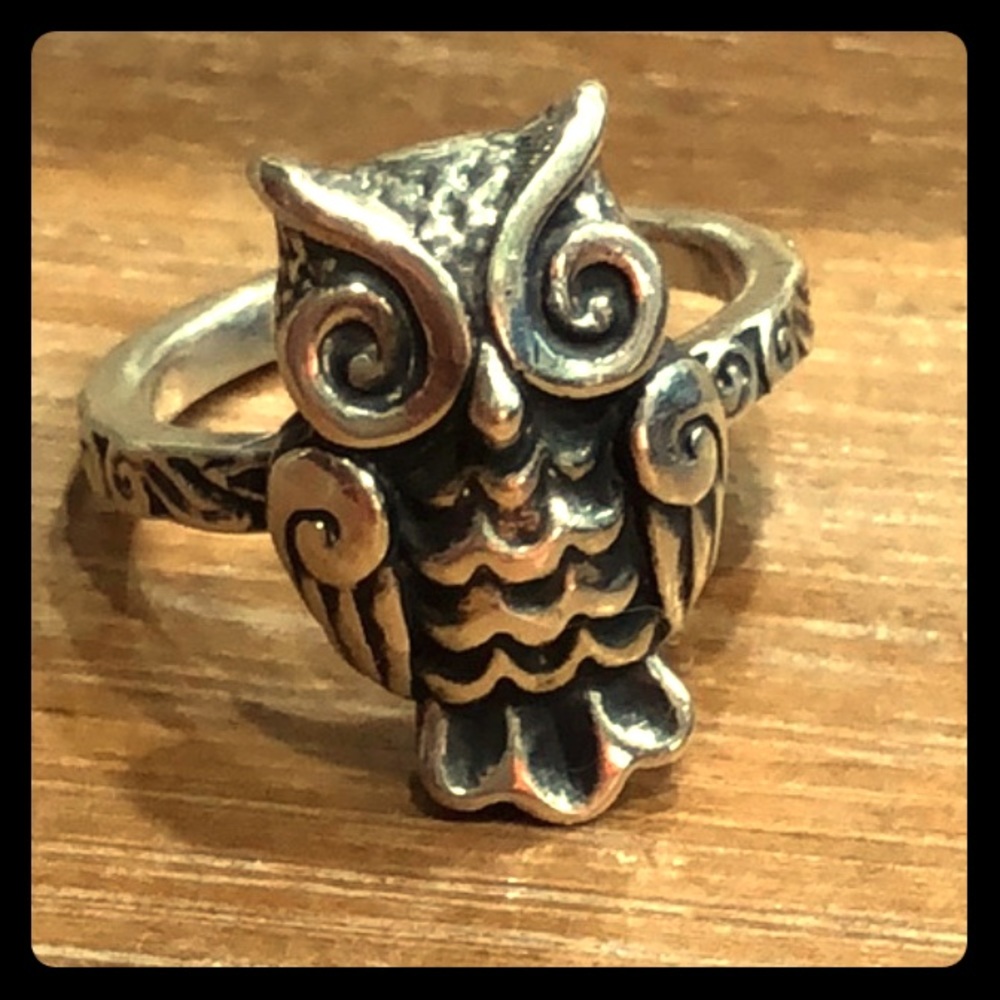 EUC James Avery Woodland Owl Ring